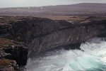 Inishmore - La mer attaque la falaise d'une &icirc;le d'Aran