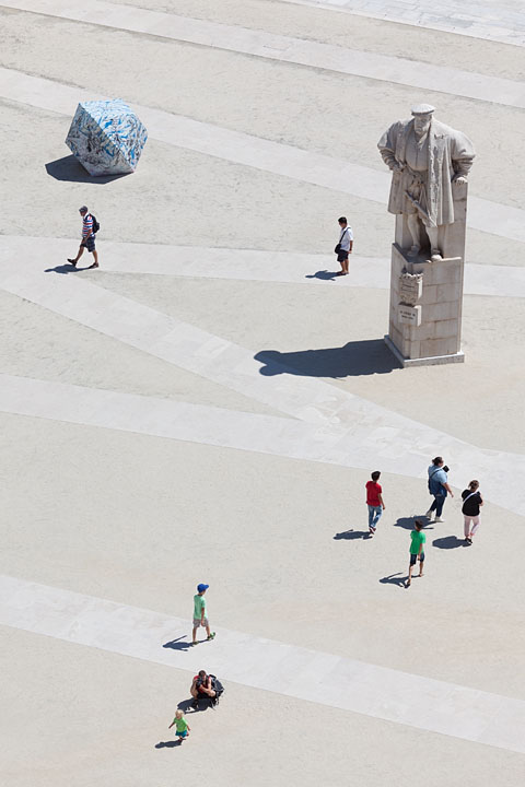 Poly&egrave;dre de D. Jo&agrave;o dans la cours de l'universit&eacute; - Portugal/Continent - Coimbra - ao&ucirc;t 2014 - Graphique